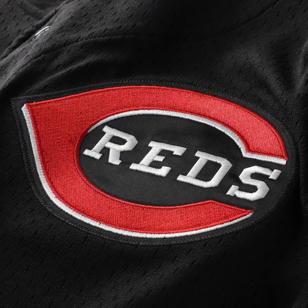 Cincinnati Reds Mitchell & Ness Barry Larkin Cooperstown Collection Mesh Batting Practice Button-Up Baseball Jersey - Black