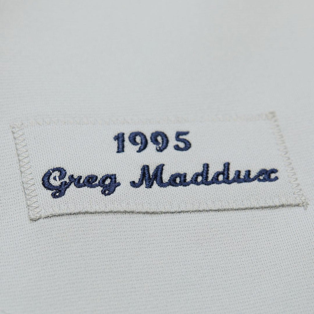 Atlanta Braves Mitchell & Ness Greg Maddux 1995 Throwback Authentic Baseball Jersey - Gray